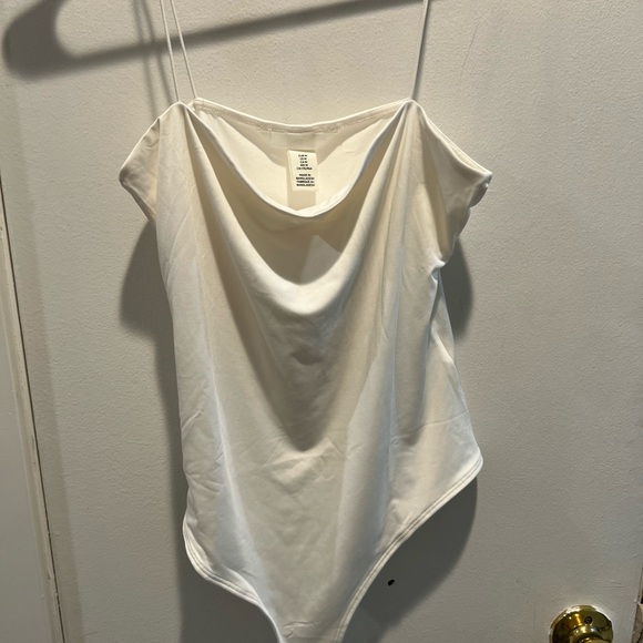 H&M White bodysuit - Picture 2 of 2